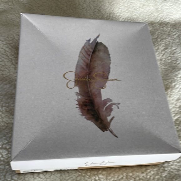 Sexy JS boots sz 6 true to size. Gold & Black ankle boots. Wore maybe 2 times. - Picture 10 of 13